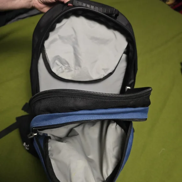 OSPREY Flux Backpack - Picture 7 of 7